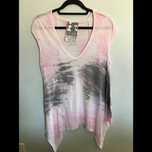 EUC Young Fabulous & Broke Top